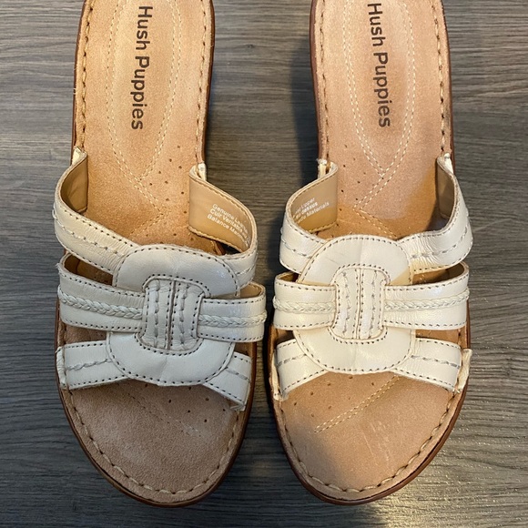 Hush Puppies Wedge Sandals- NWOT - Picture 4 of 4